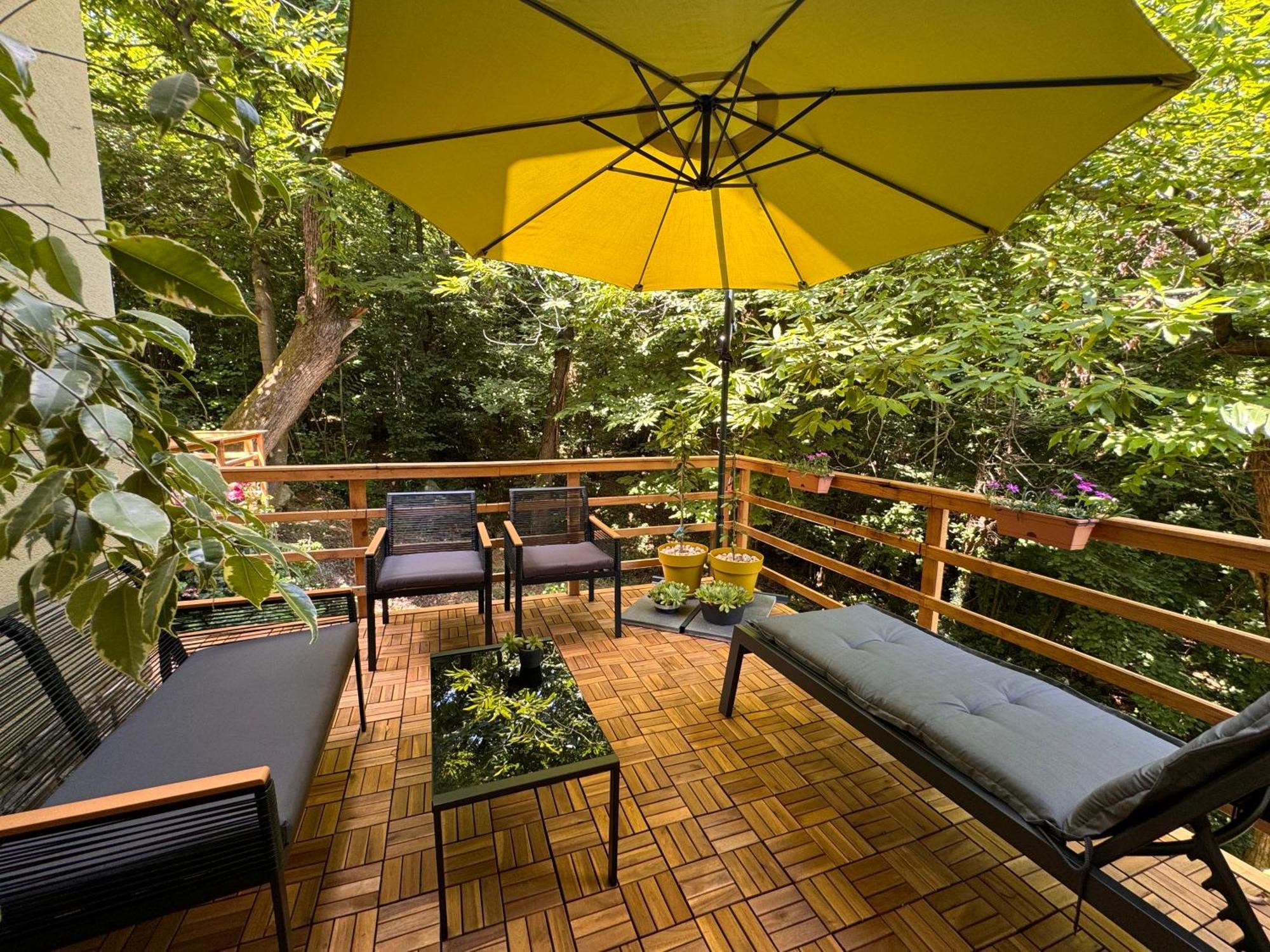 Apartment With A Terrace Forest Home Lullula Veprinac Exterior photo